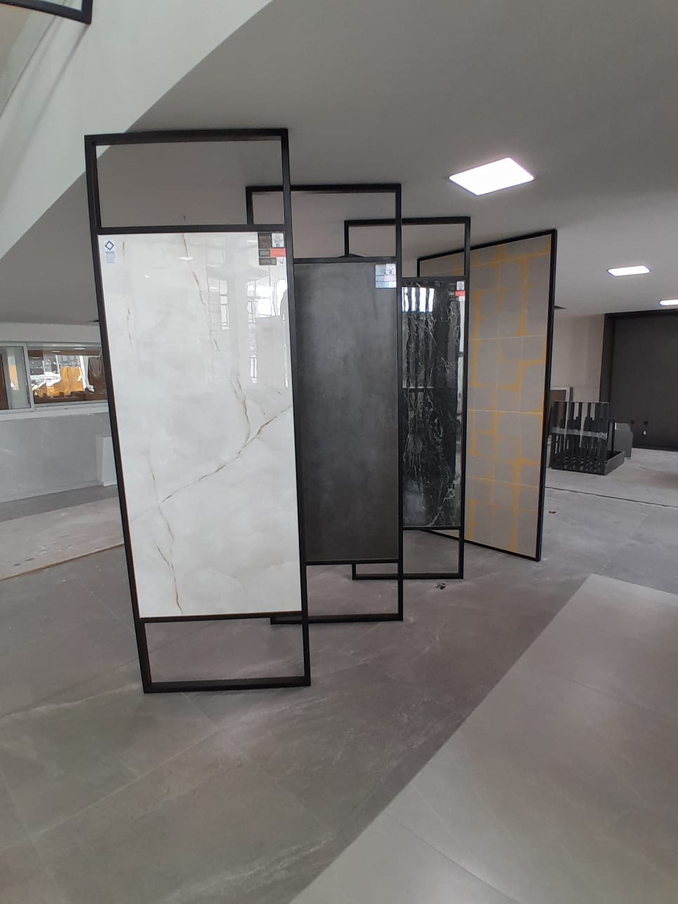 Montagem de showroom